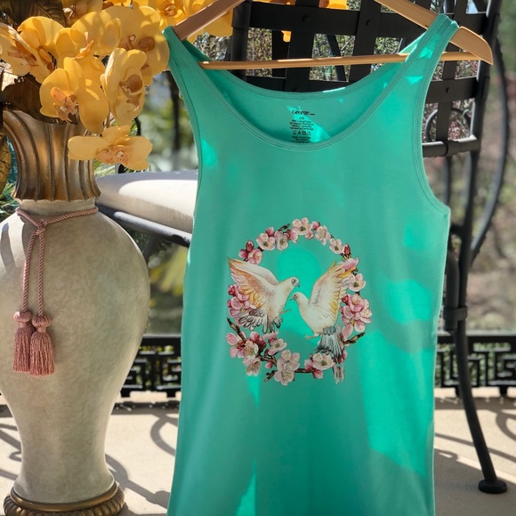 Hand Designed Tank Tops - Picture 6 of 10